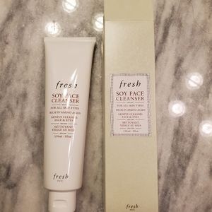 Fresh Soy Face Cleanser
